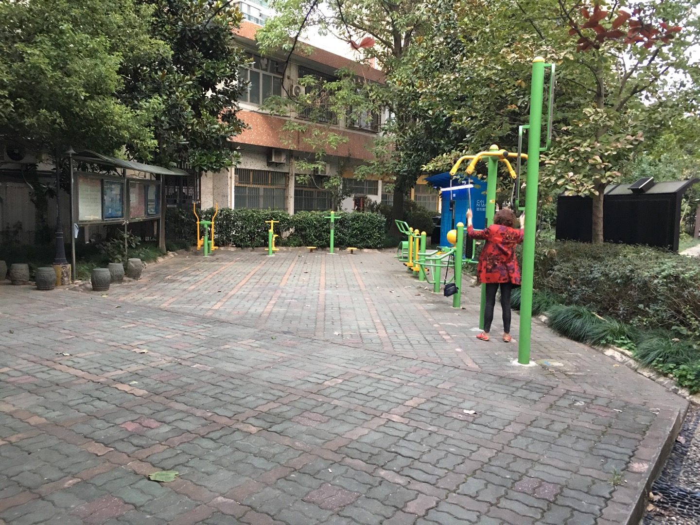 長風馨苑市民益智健身苑點 長風馨苑市民益智健身苑點