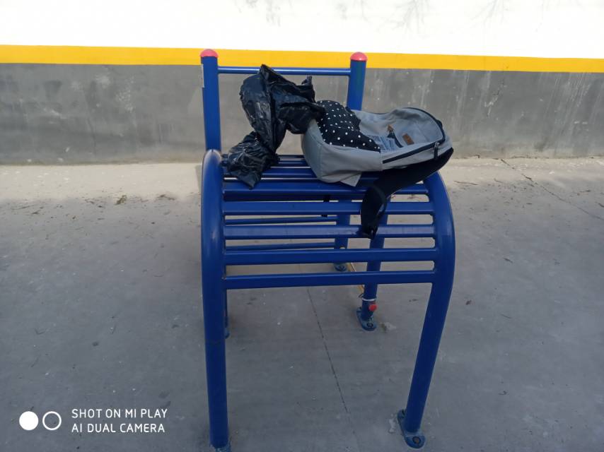 腰背伸展訓練器