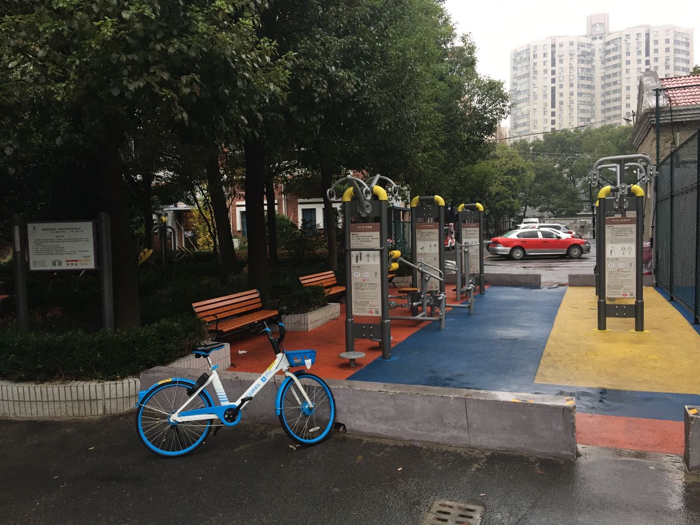 運一居委健身點