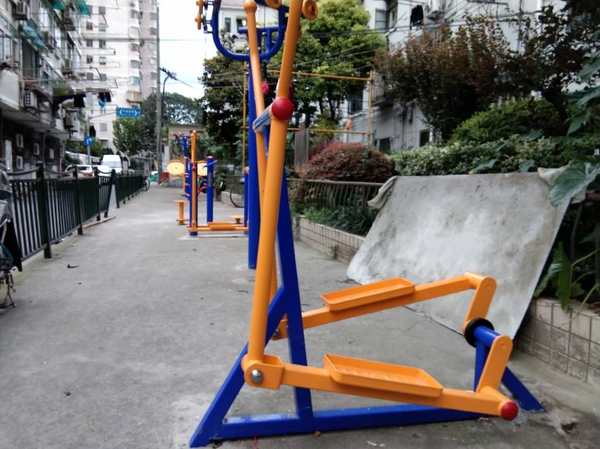 龍門村居委健身點