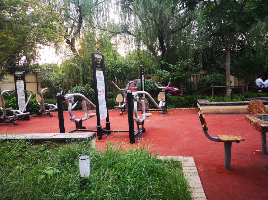 航華二村三居委健身苑點(diǎn)C