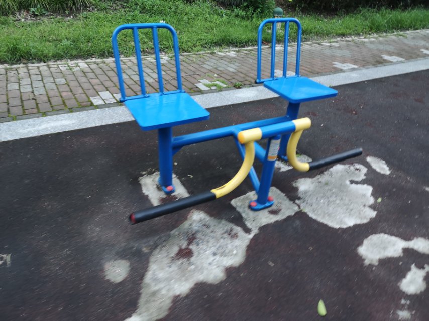 下肢訓練器