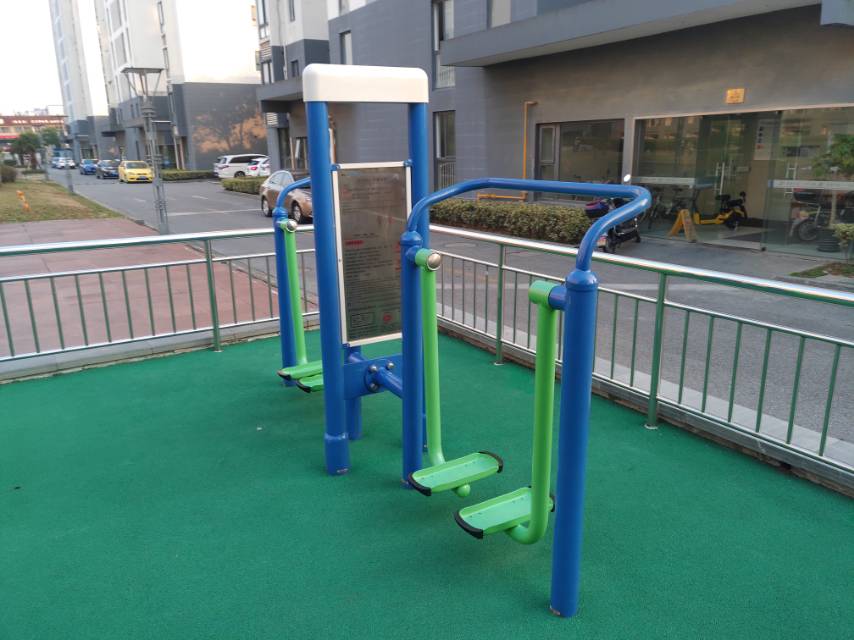 雙立柱太空漫步器 雙立柱太空漫步器