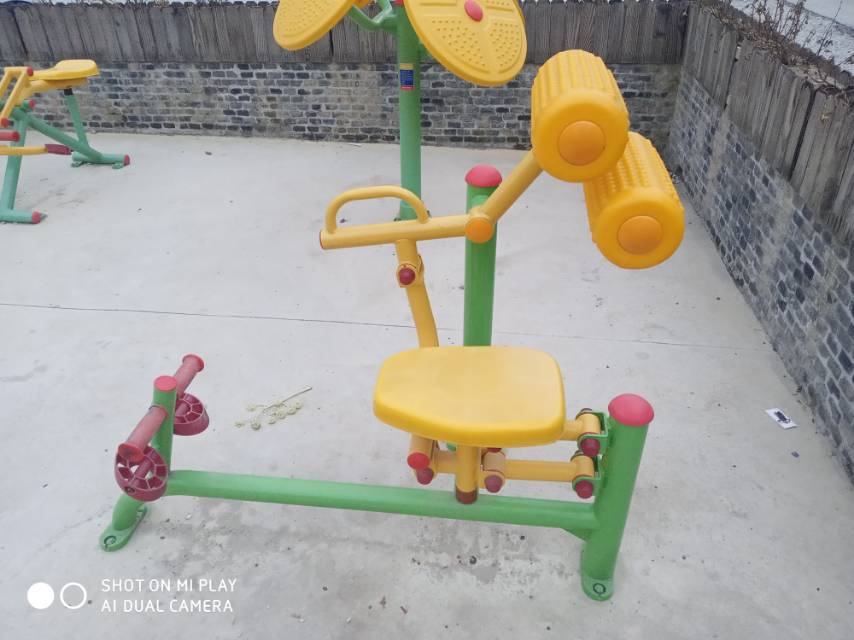 腹背鍛煉器 腹背鍛煉器