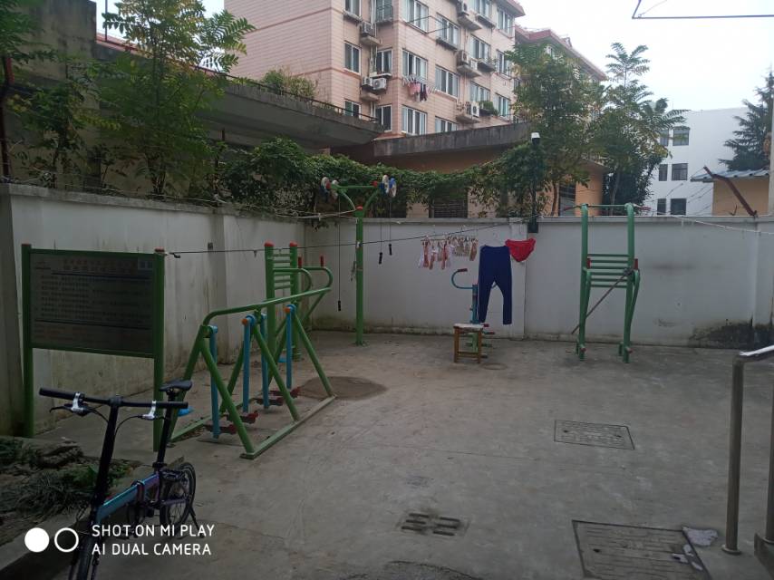 高橋鎮西街居委石家街144弄4號 高橋鎮西街居委石家街144弄4號