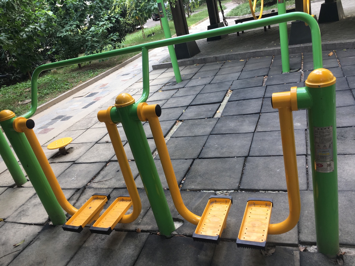 雙位太空漫步機(jī)