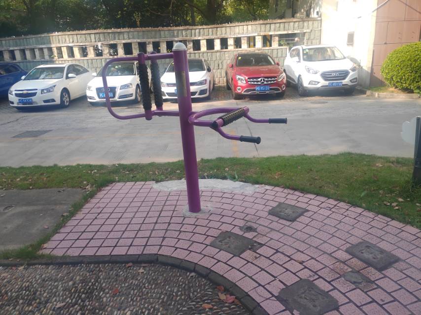 腰背按摩器 腰背按摩器