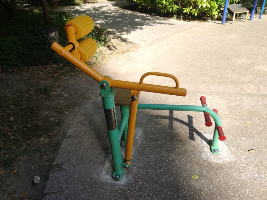 腹背鍛煉器 腹背鍛煉器