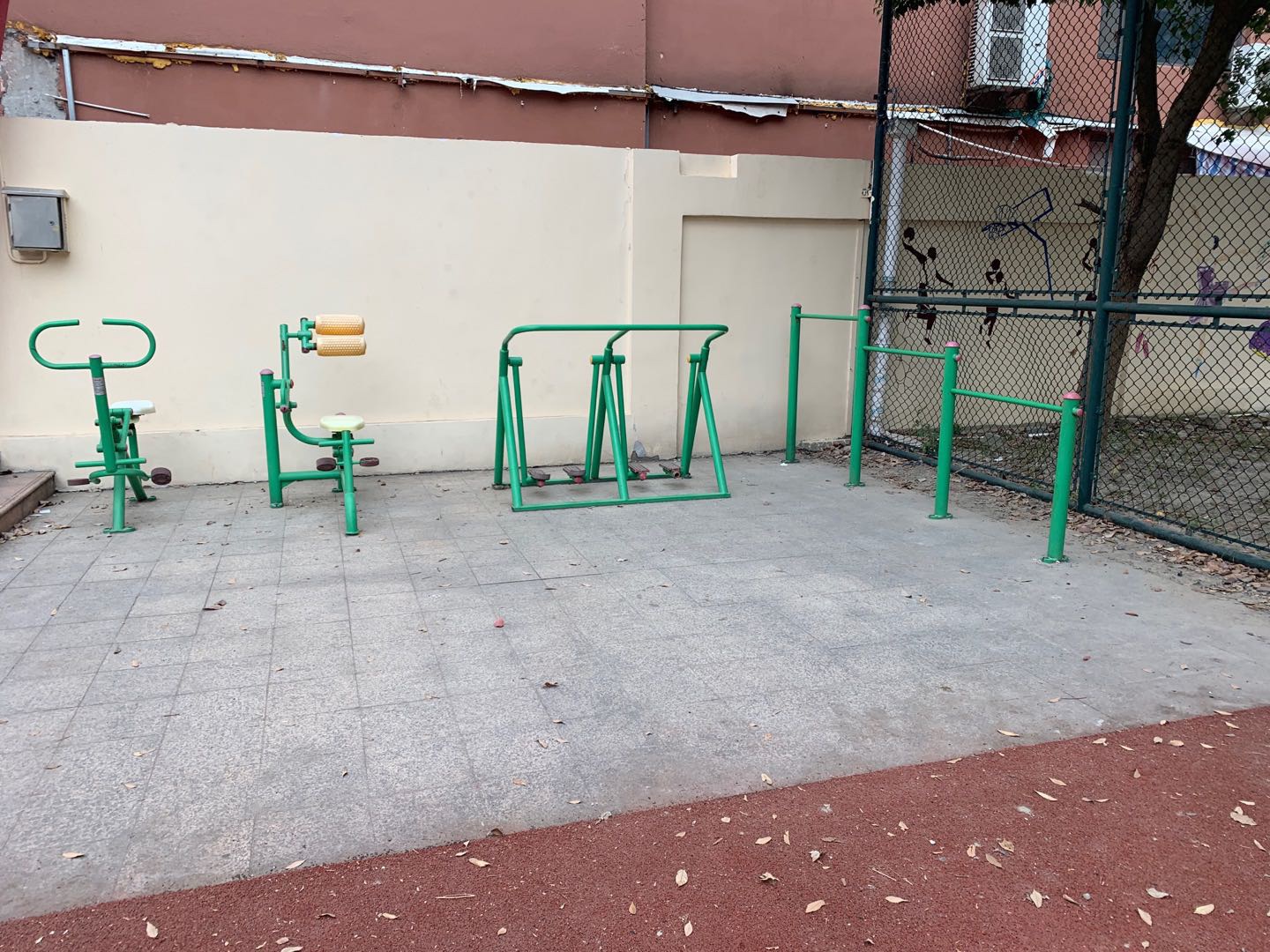 高行鎮南行居委會健身苑點4