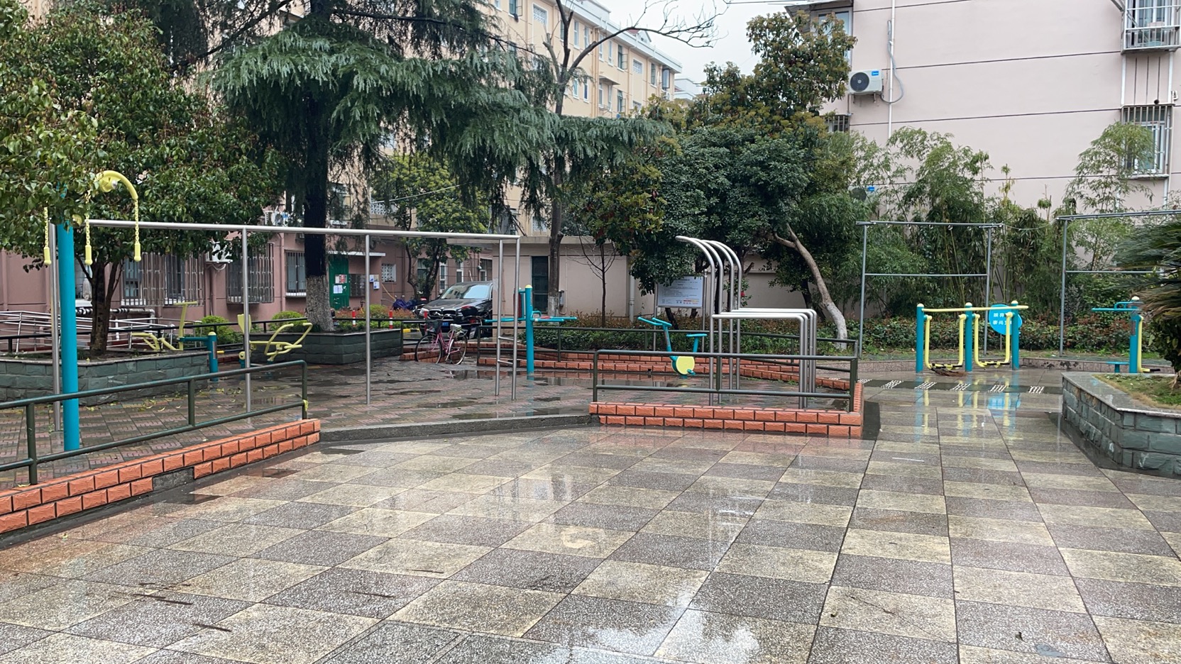 藍(lán)村居委市民益智健身點(diǎn)1 藍(lán)村居委市民益智健身點(diǎn)1