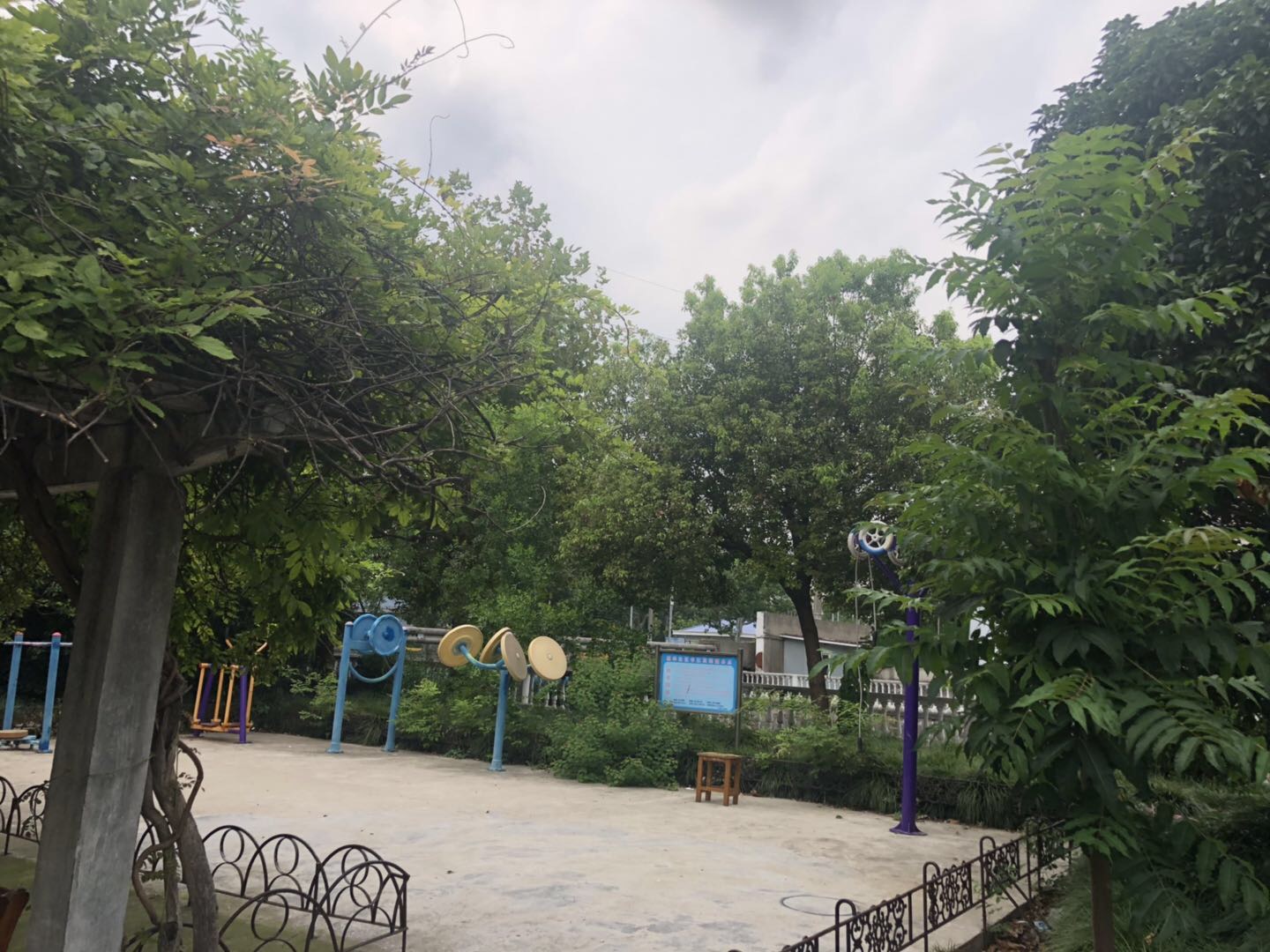 嘉華社區申江花苑健身點