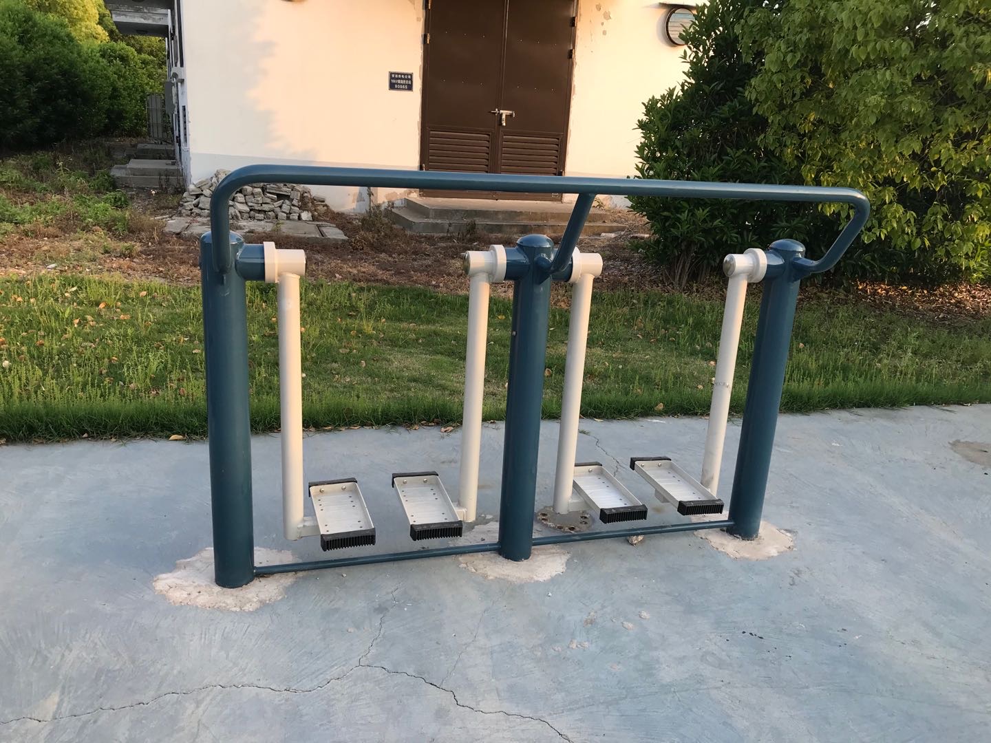 二位太空漫步機 二位太空漫步機