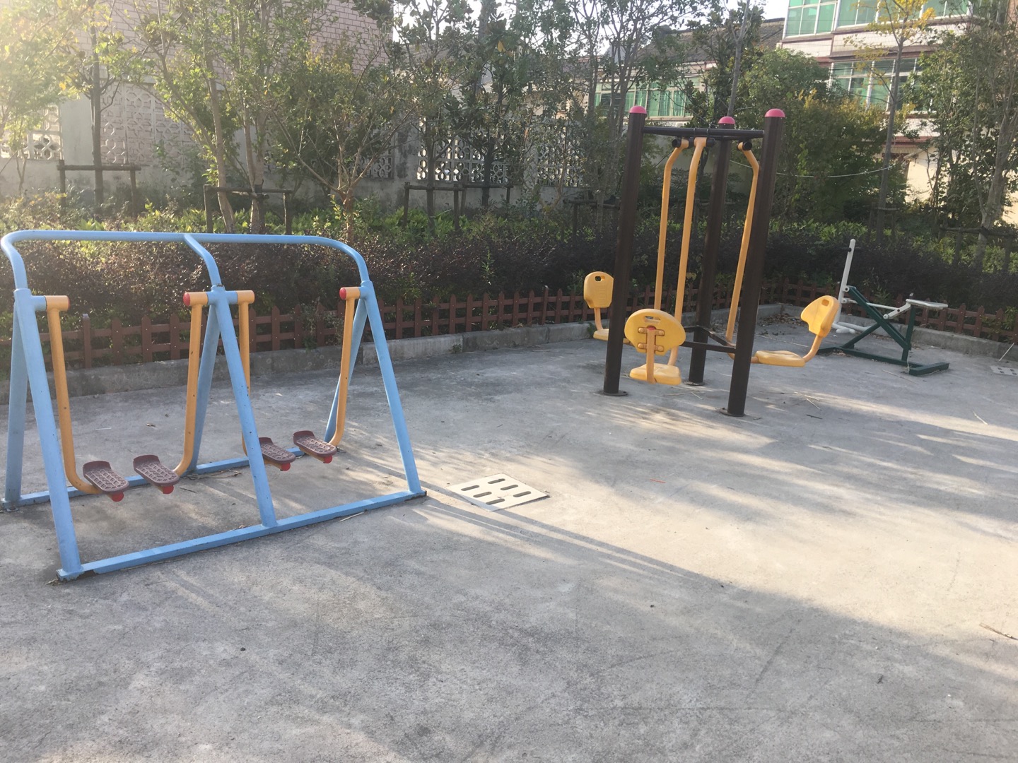 勤奮2隊(duì)健身點(diǎn) 勤奮2隊(duì)健身點(diǎn)