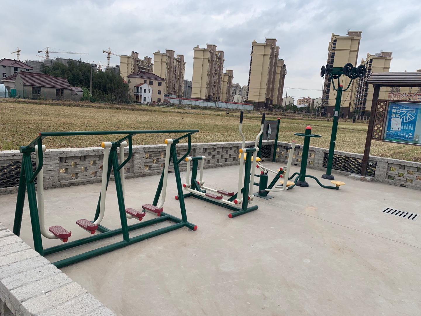 萬興村萬二5組健身點 萬興村萬二5組健身點