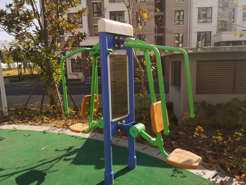 雙立柱前推訓練器 雙立柱前推訓練器