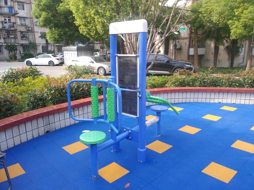 雙立柱腰背按摩器 雙立柱腰背按摩器