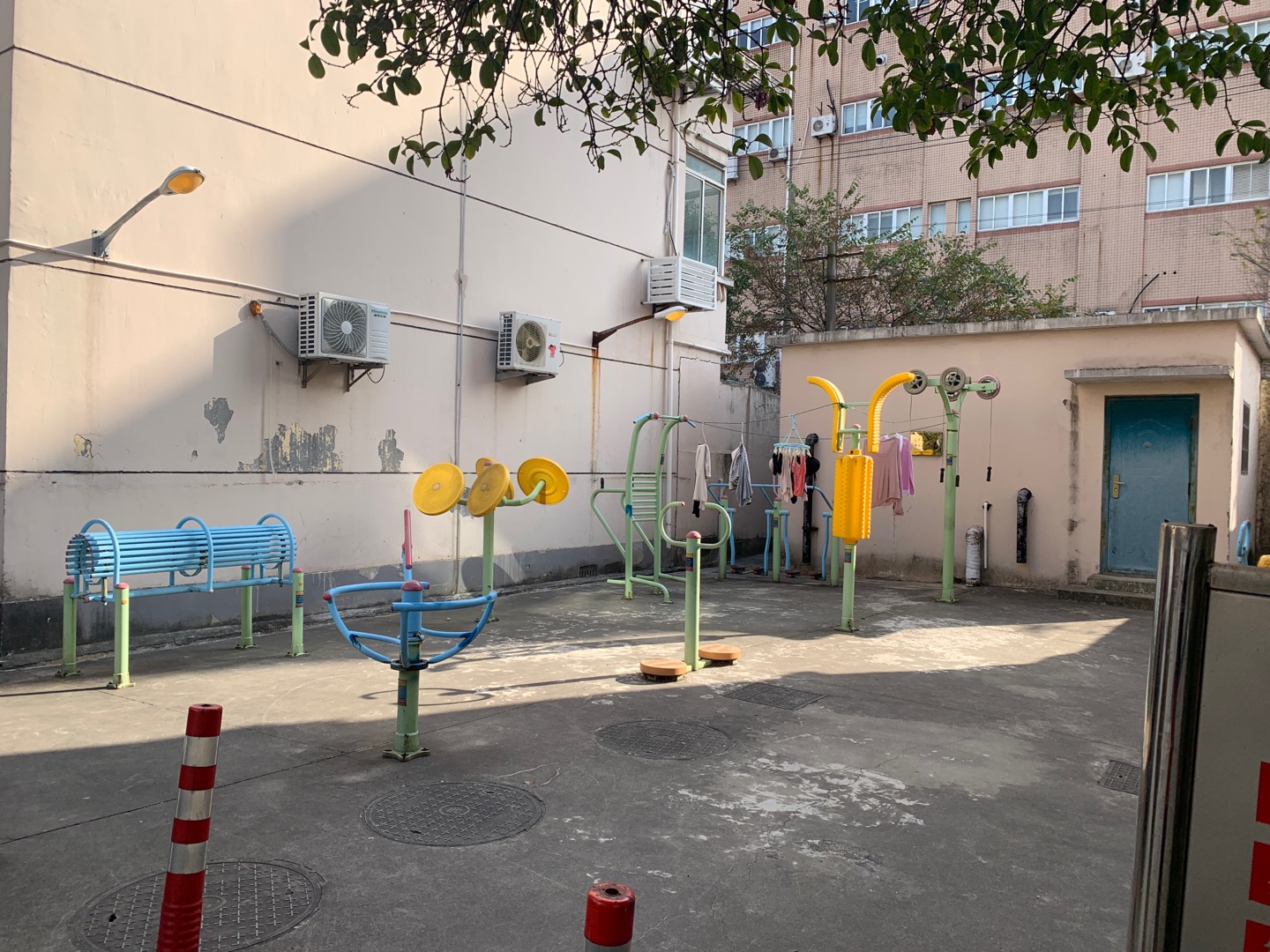 長三居委健身點E