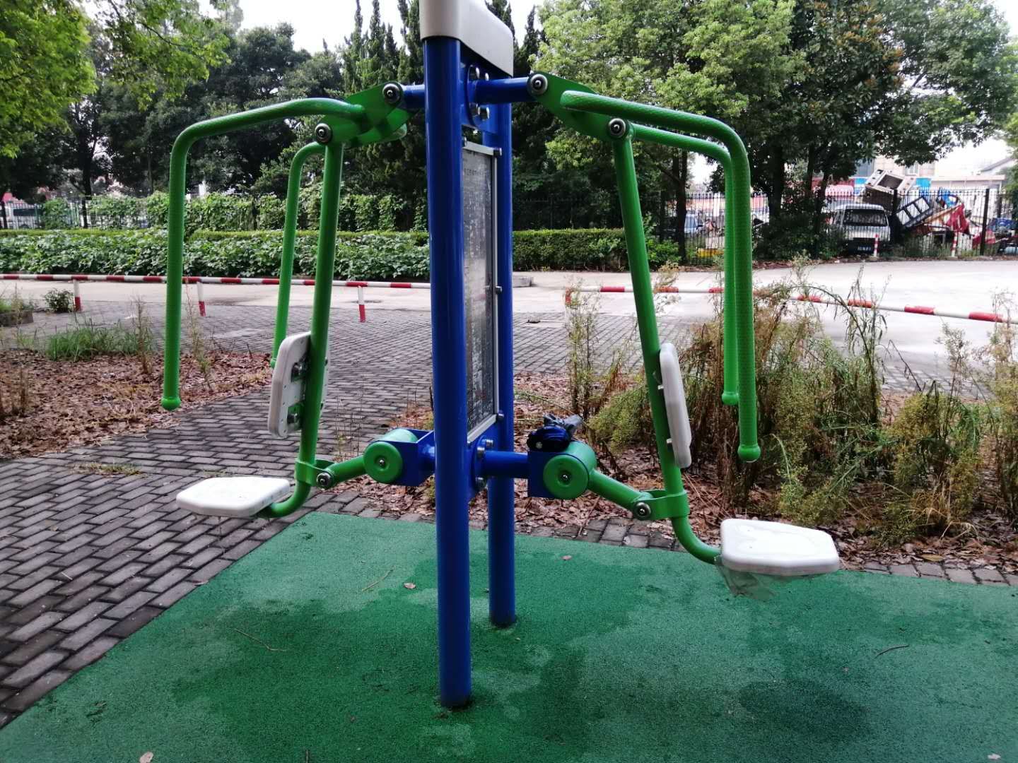 雙立柱推力訓練器