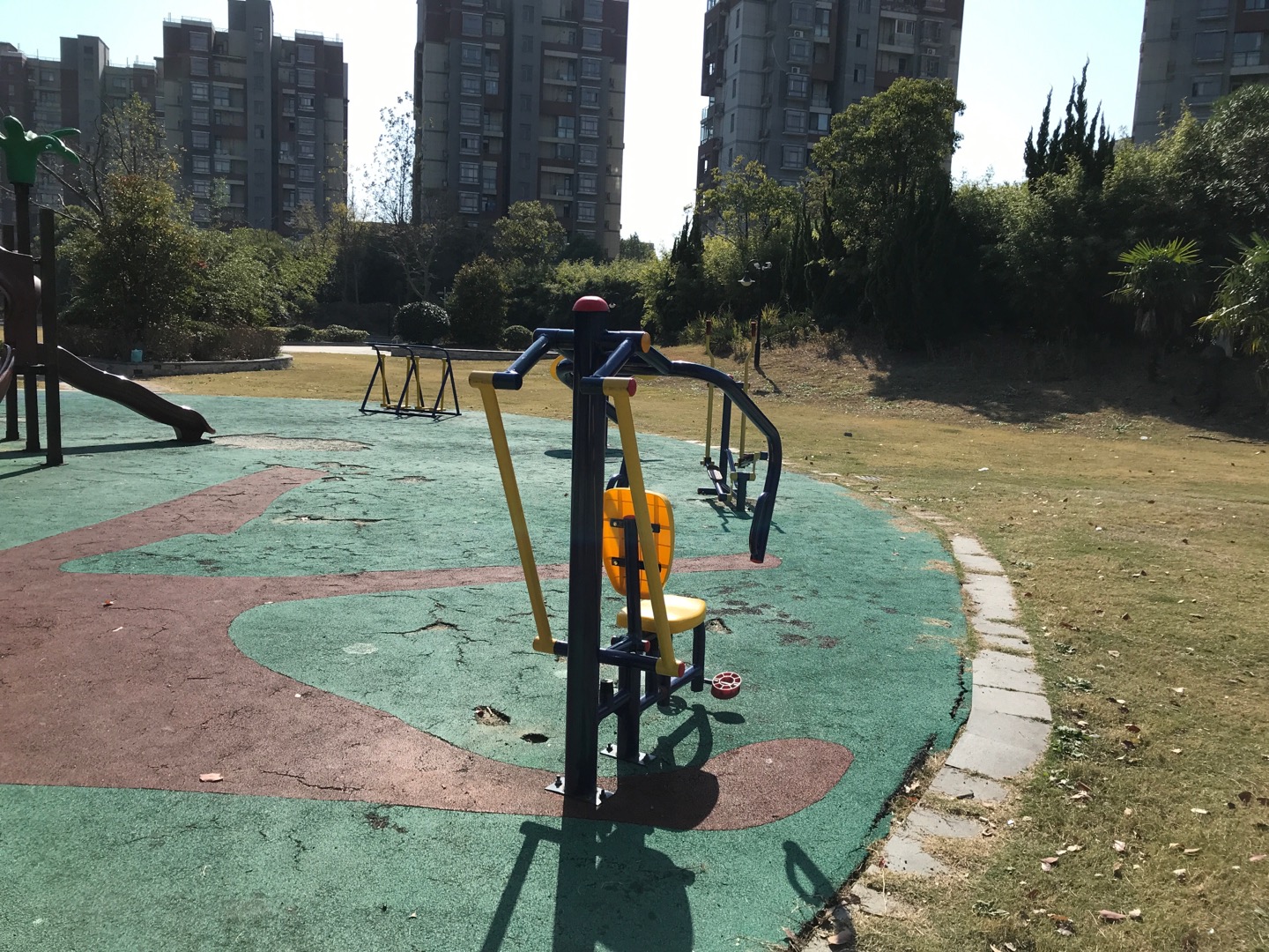 東岸漣城健身苑點1