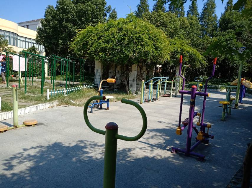 華二居委健身苑