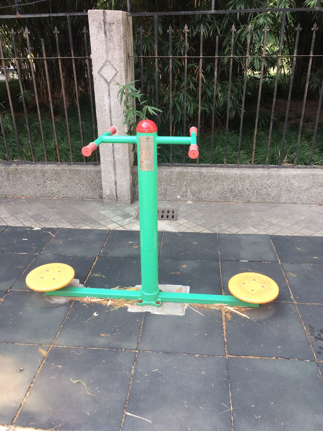 二位扭腰器 二位扭腰器