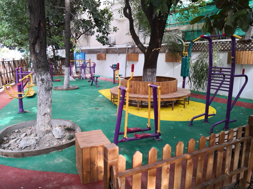 靜安區(qū)天目西路街道華豐居委健身點（滬太路315弄）