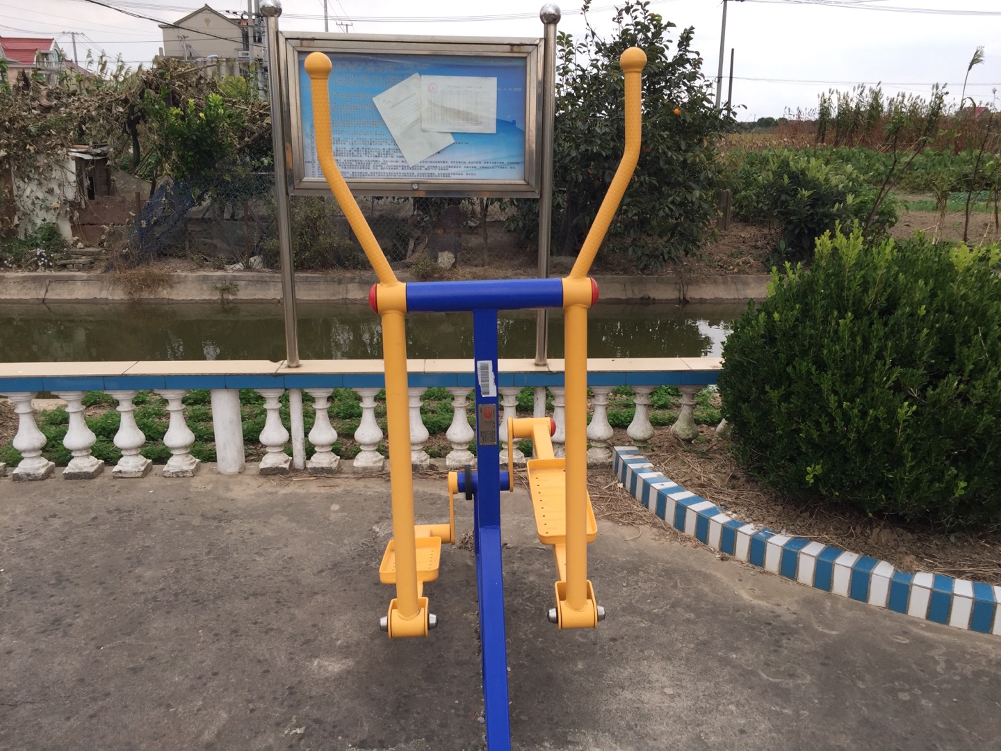 室外橢圓機