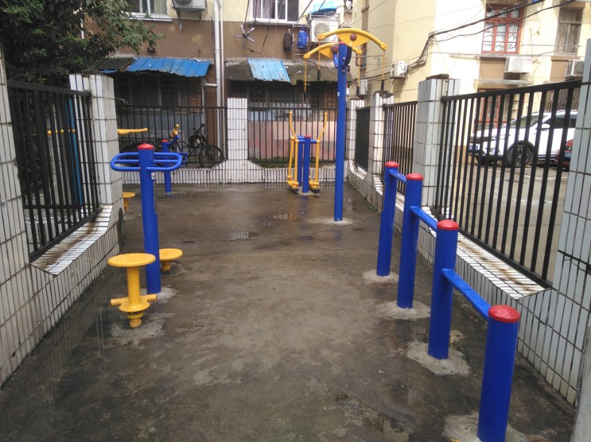 靜安區芷江西路街道芷江西路123弄居委健身點（芷江西路165弄）