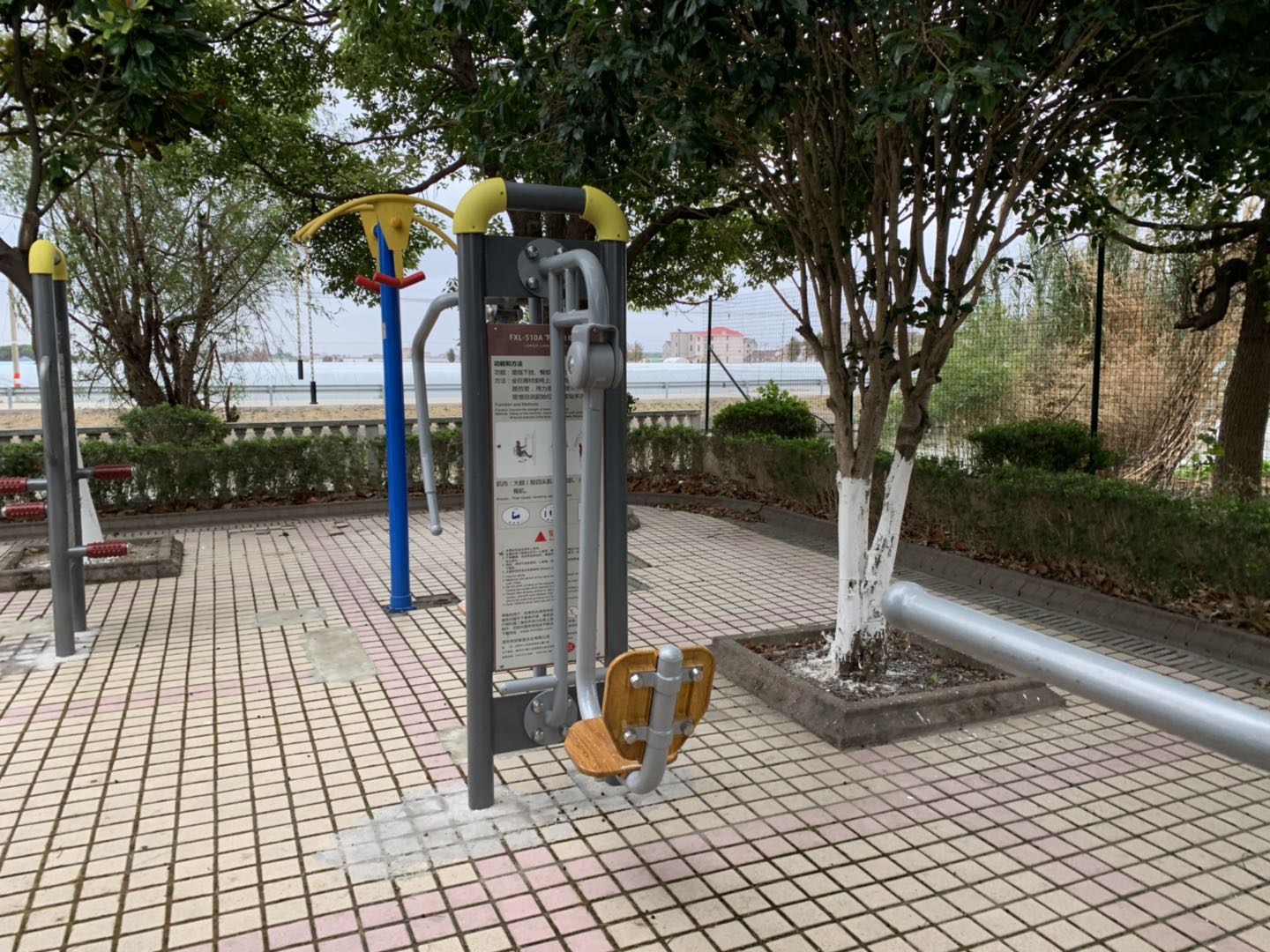 上下肢訓(xùn)練器 上下肢訓(xùn)練器