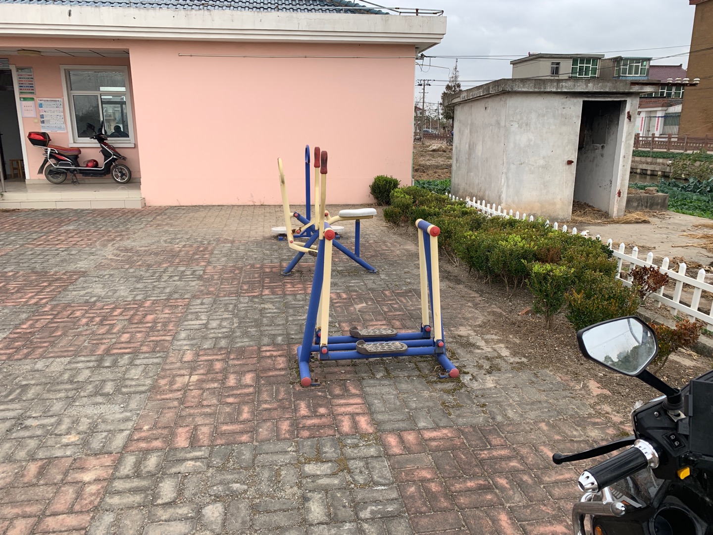 新路村路二2組健身點