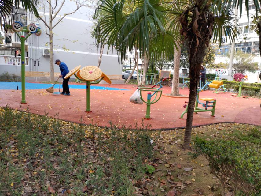 蕩灣新村干休所西側健身點