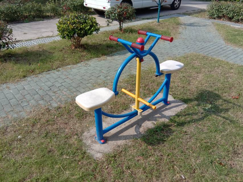 下肢康復器