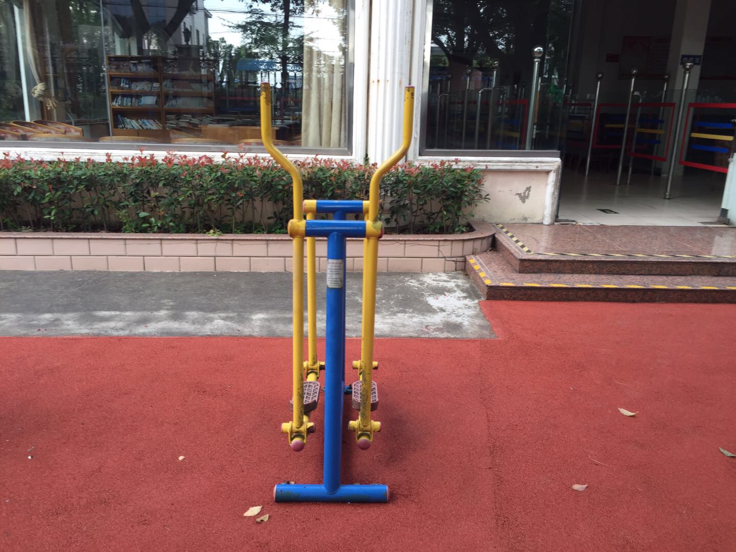 漫步機(jī) 漫步機(jī)