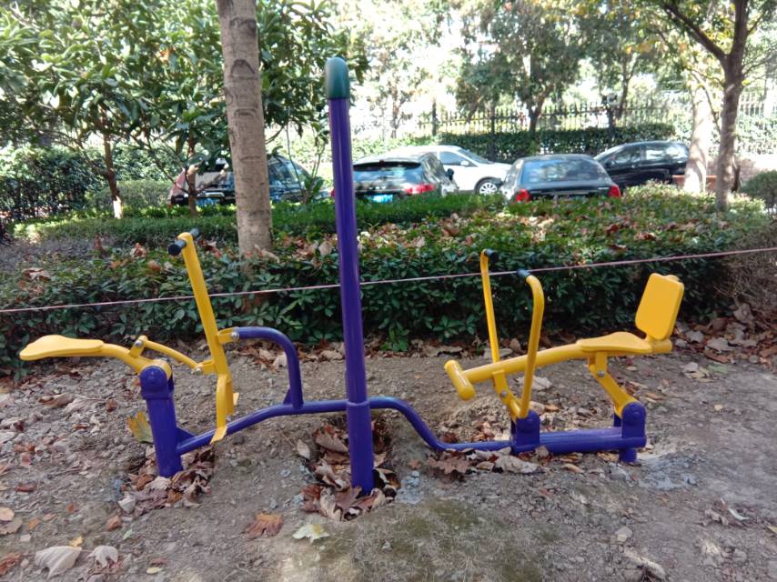 健騎劃船器 健騎劃船器