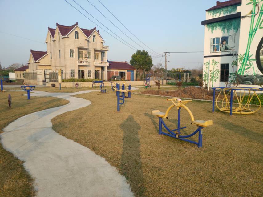 棉場村委會健身點