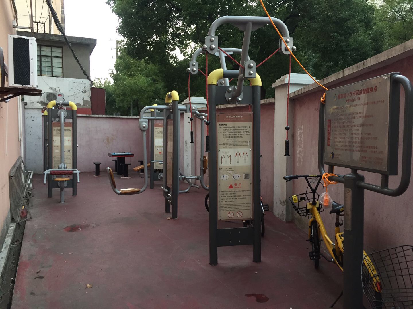 蔣家橋居委健身苑點(diǎn)