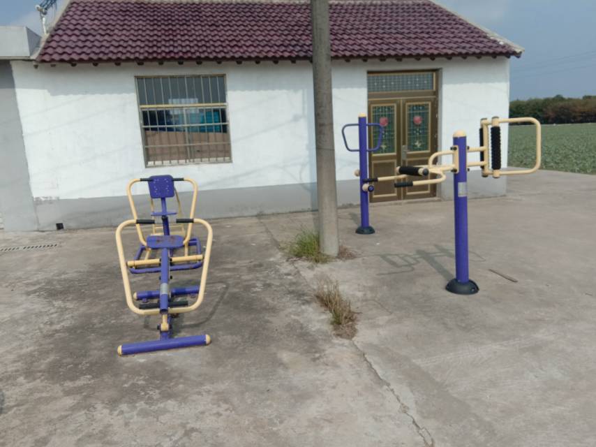 堡鎮財貿村10隊倉庫健身點