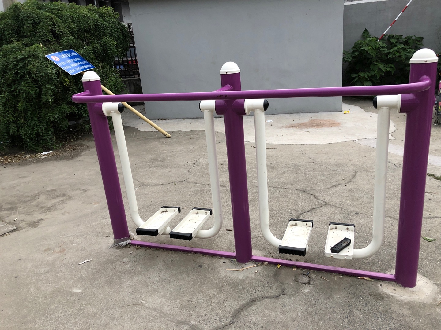 雙位漫步機