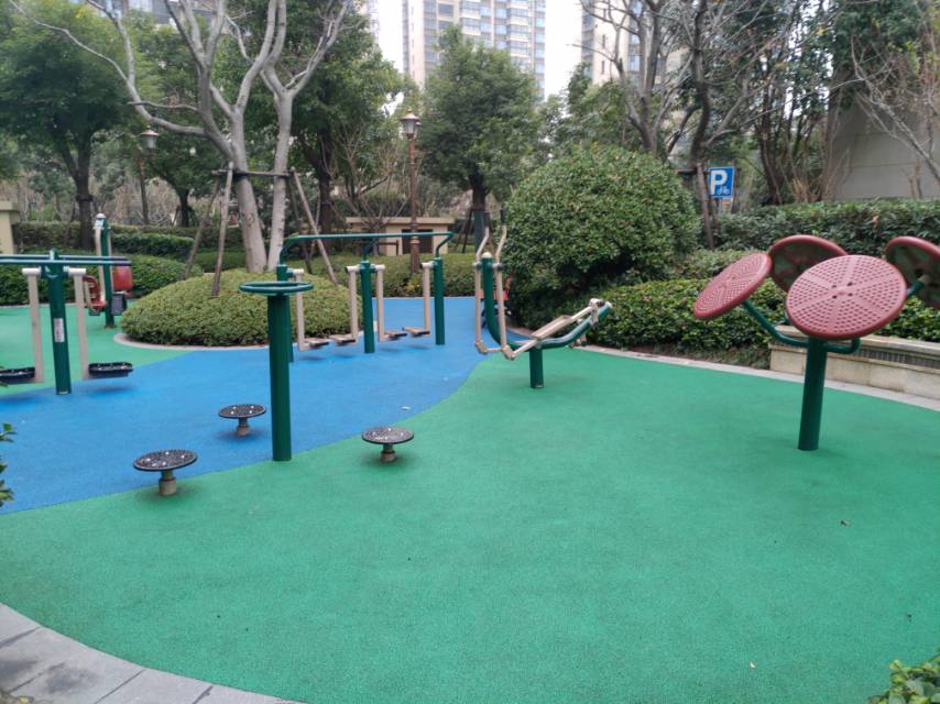 恒大御景灣小區(qū)中區(qū)市民健身點(diǎn)