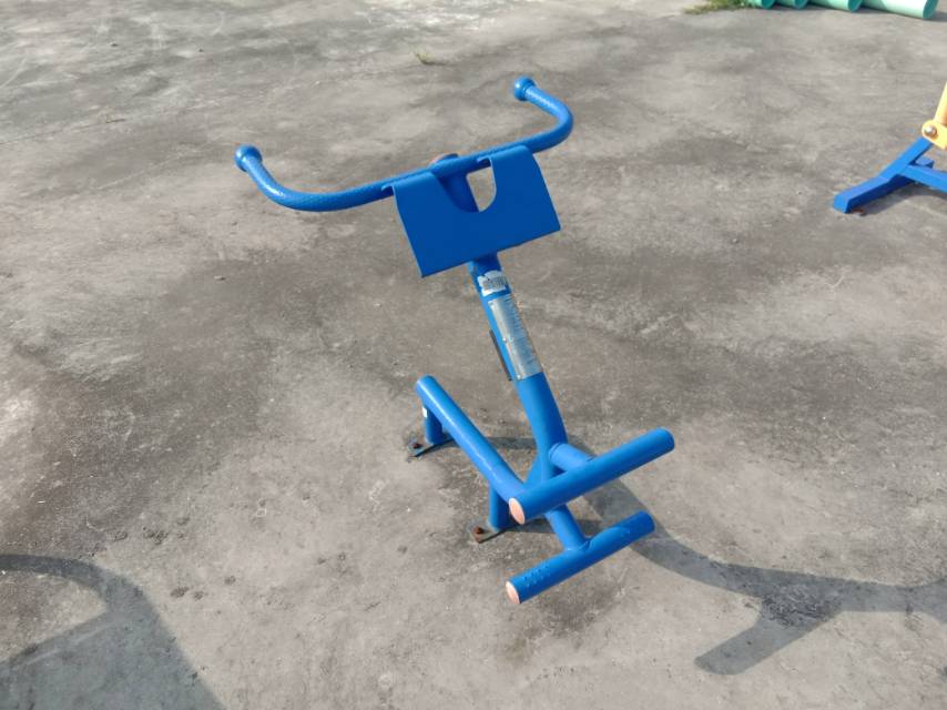 背肌訓練器