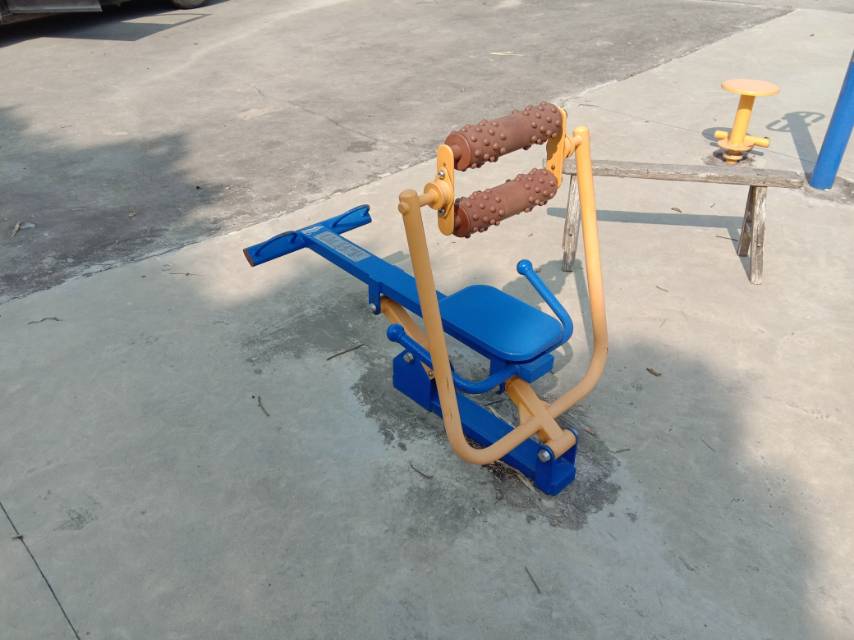 腹背屈伸/劃船訓練器 腹背屈伸/劃船訓練器