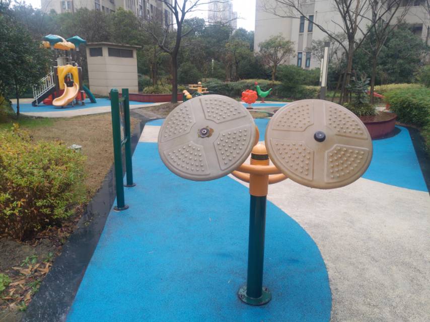 云谷路1233弄小區(qū)市民健身點