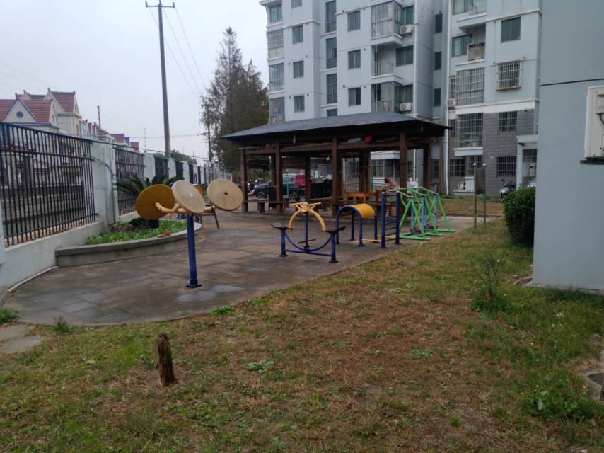 云錦麗苑健身點