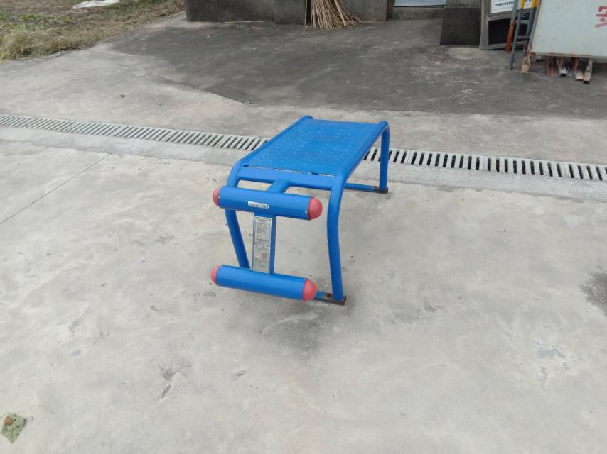 仰臥起坐板 仰臥起坐板