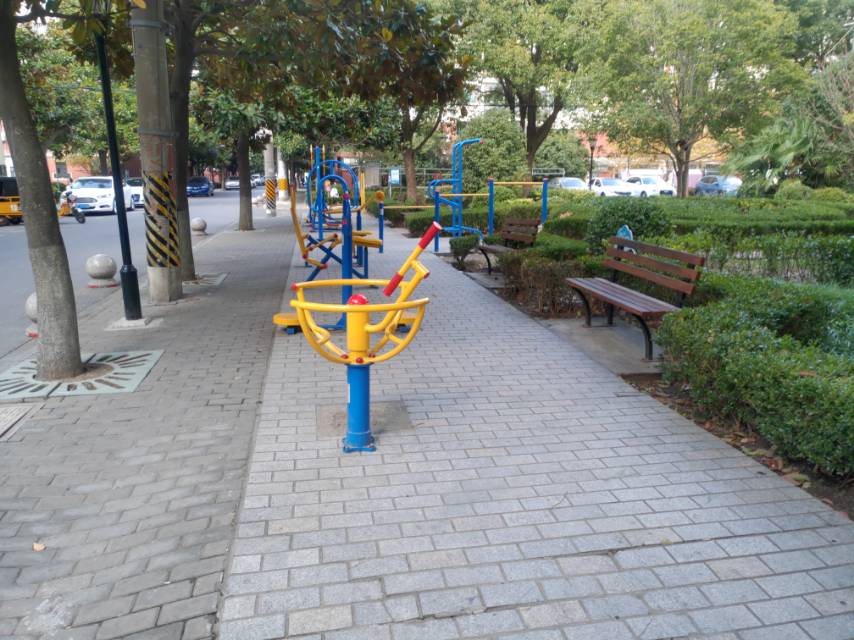 江豐居委健身苑點