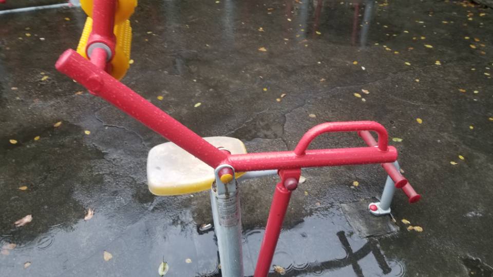 腹背鍛煉器 腹背鍛煉器