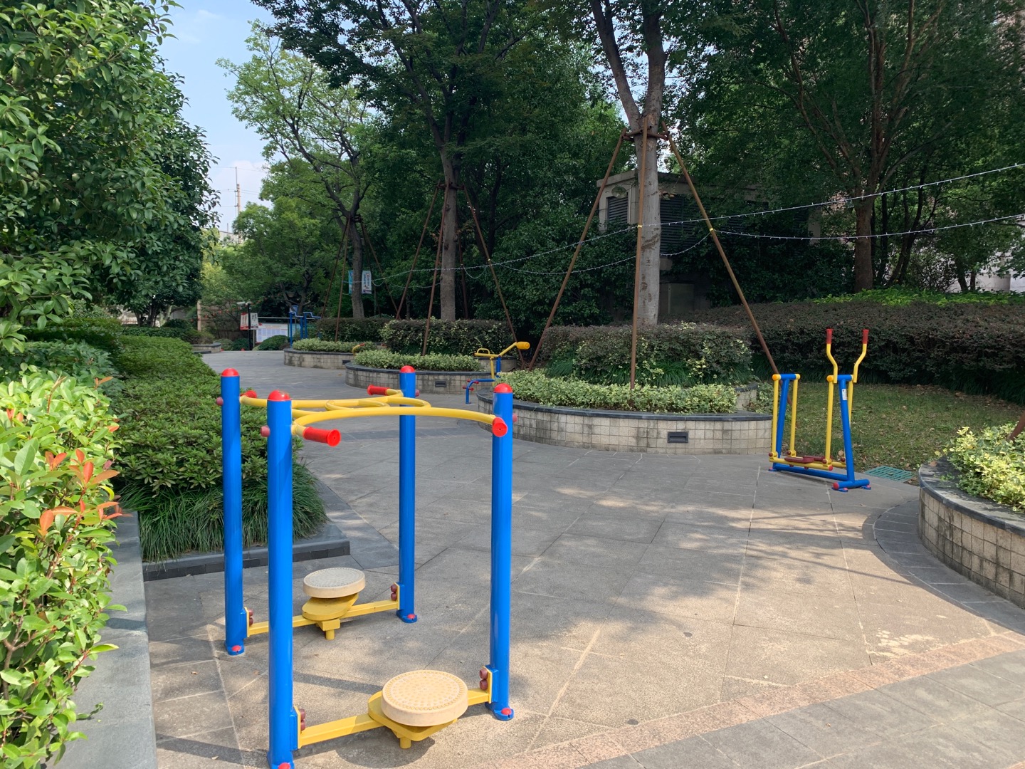 同濟雅筑東側健身點