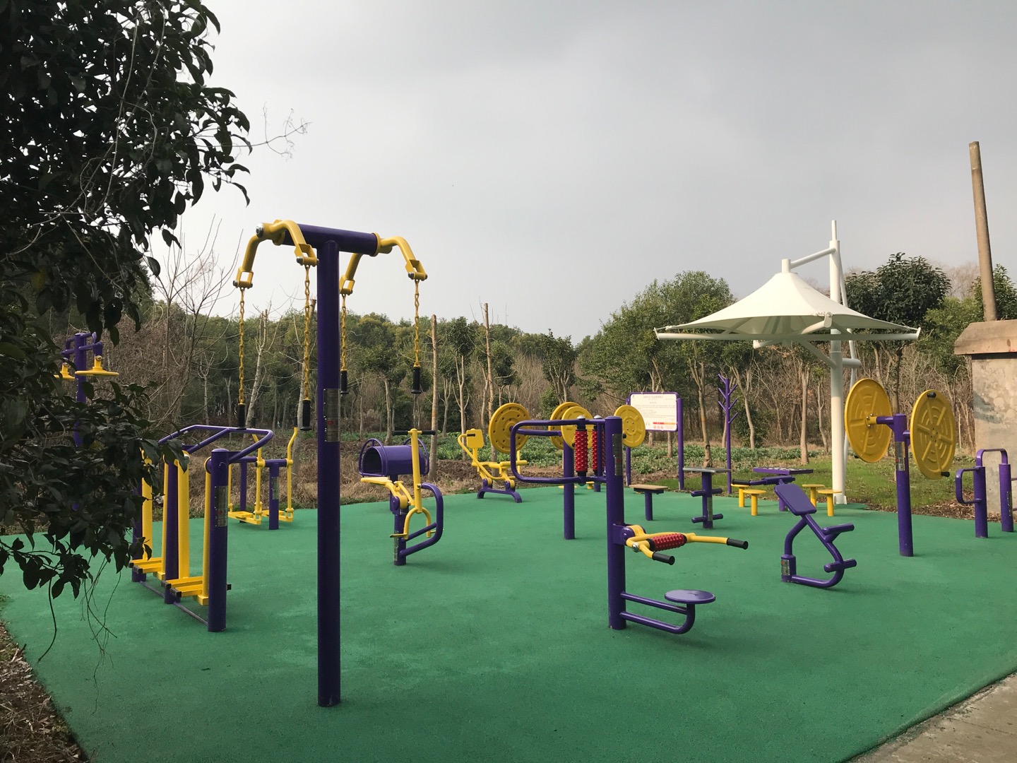 北閘村興北1隊益智類健身點