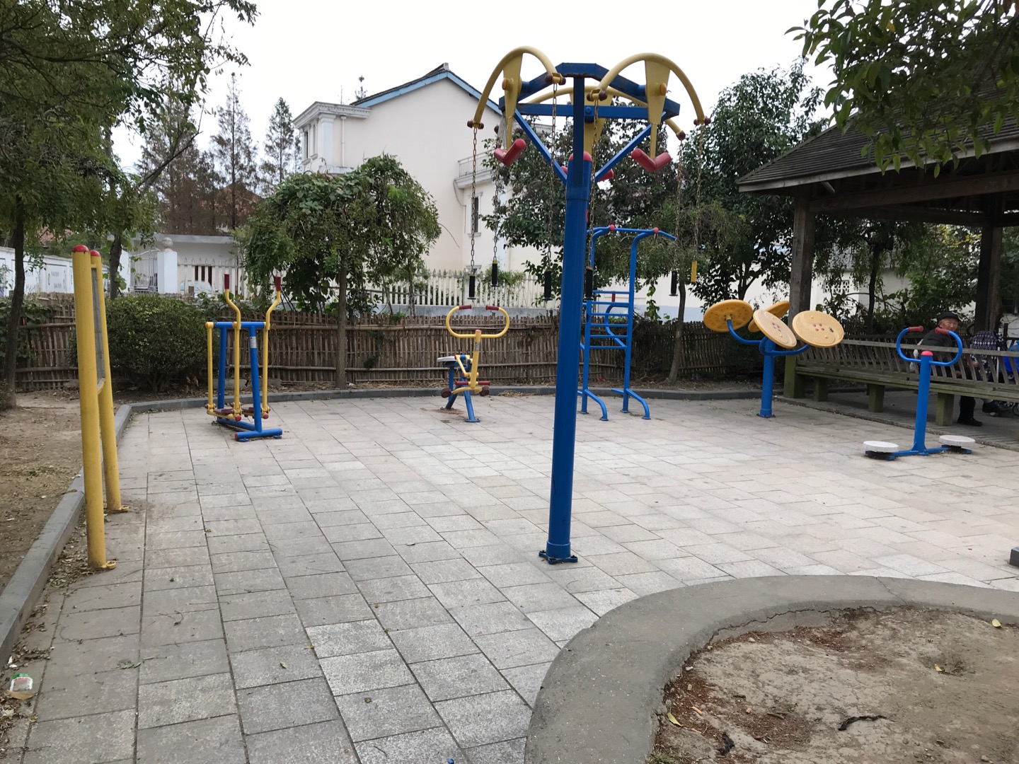 新星村一隊健身點