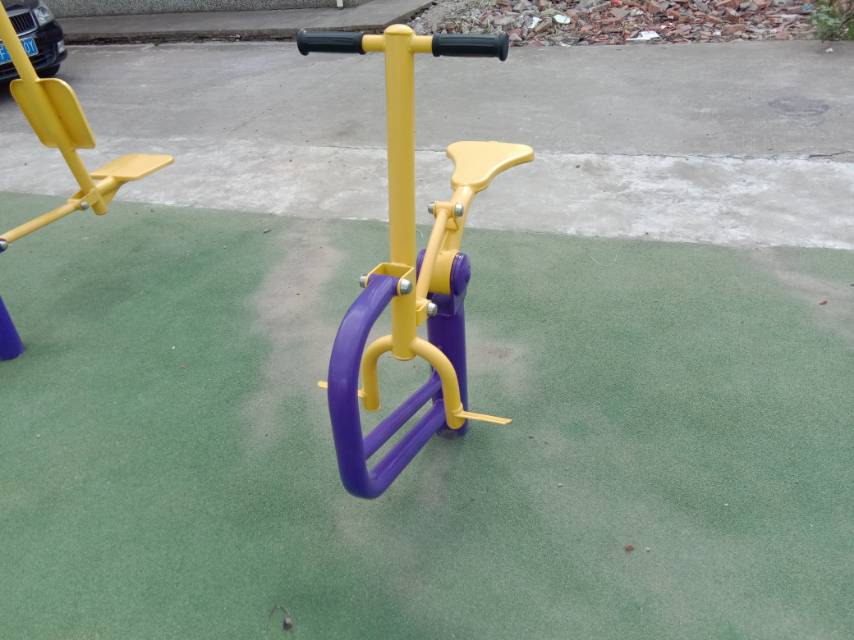 健騎機 健騎機